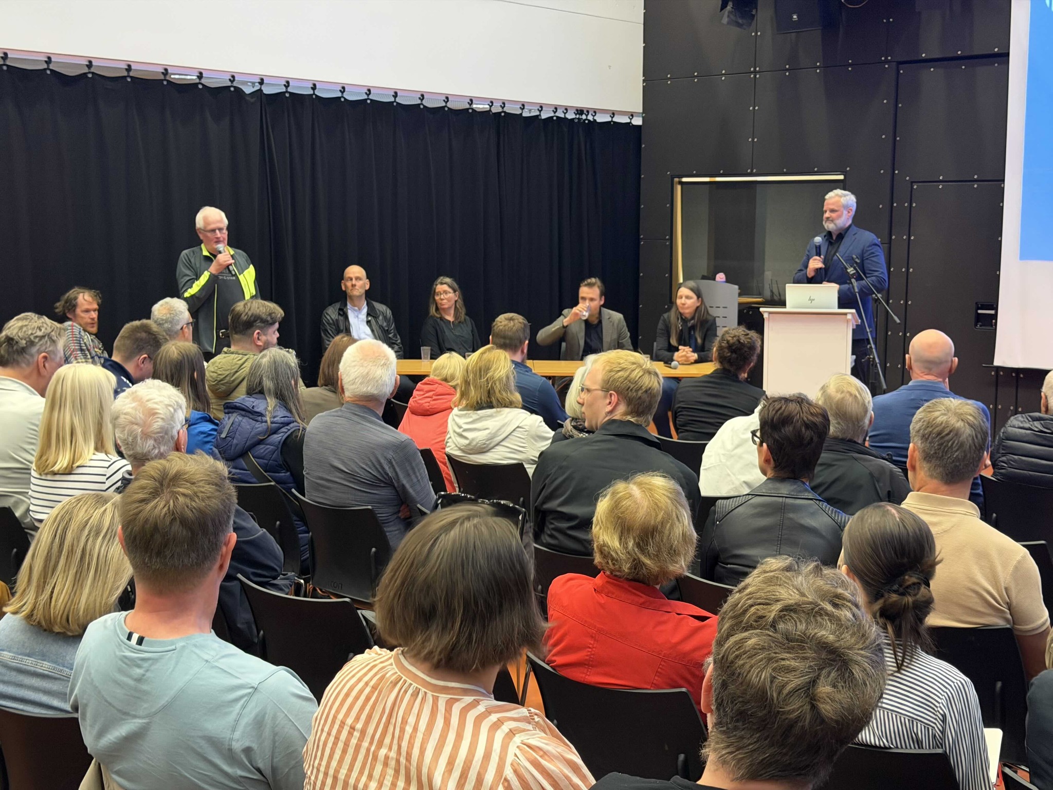 Opinn kynningarfundur vegna Sæbrautarstokks í Vogaskóla 1. júní 2026.