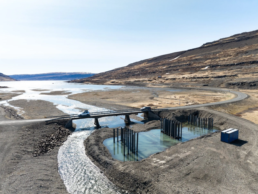 Framkvæmdir við Fjarðarhornsá