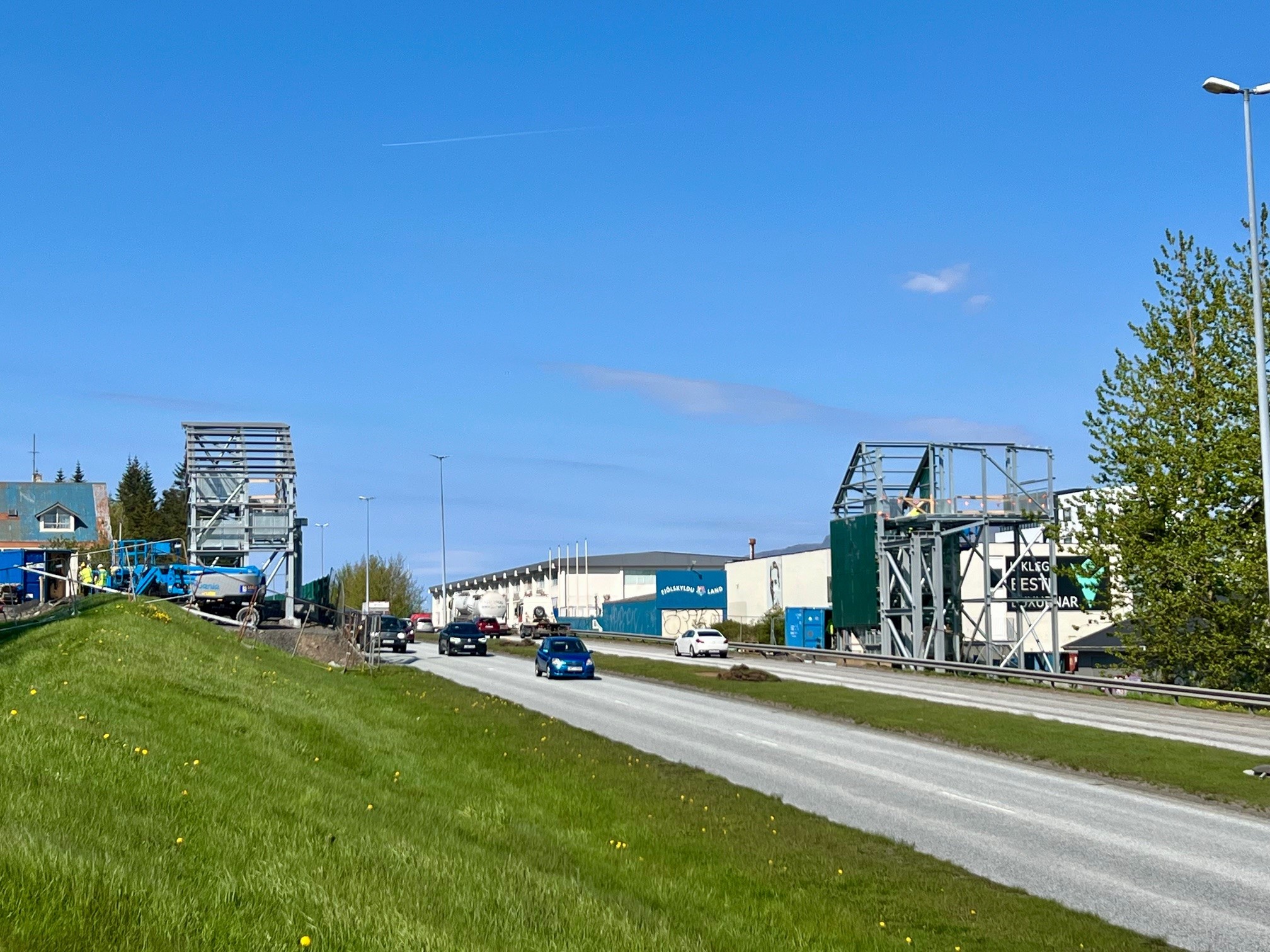 Sæbraut, horft í norður. 