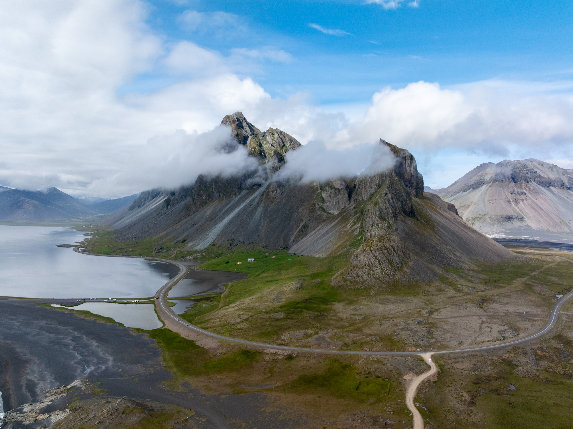 Hringvegur 1 um Hvalnes.