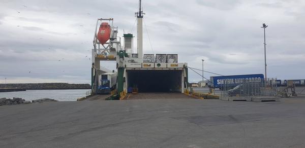 Nýr rampur var byggður við Skarfaskersbryggju árið 2017 til að skip Smyril Line Cargo gætu nýtt hana.