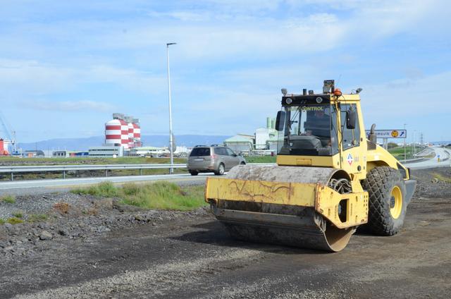 Framkvæmdir við tvöföldun Reykjanesbrautar