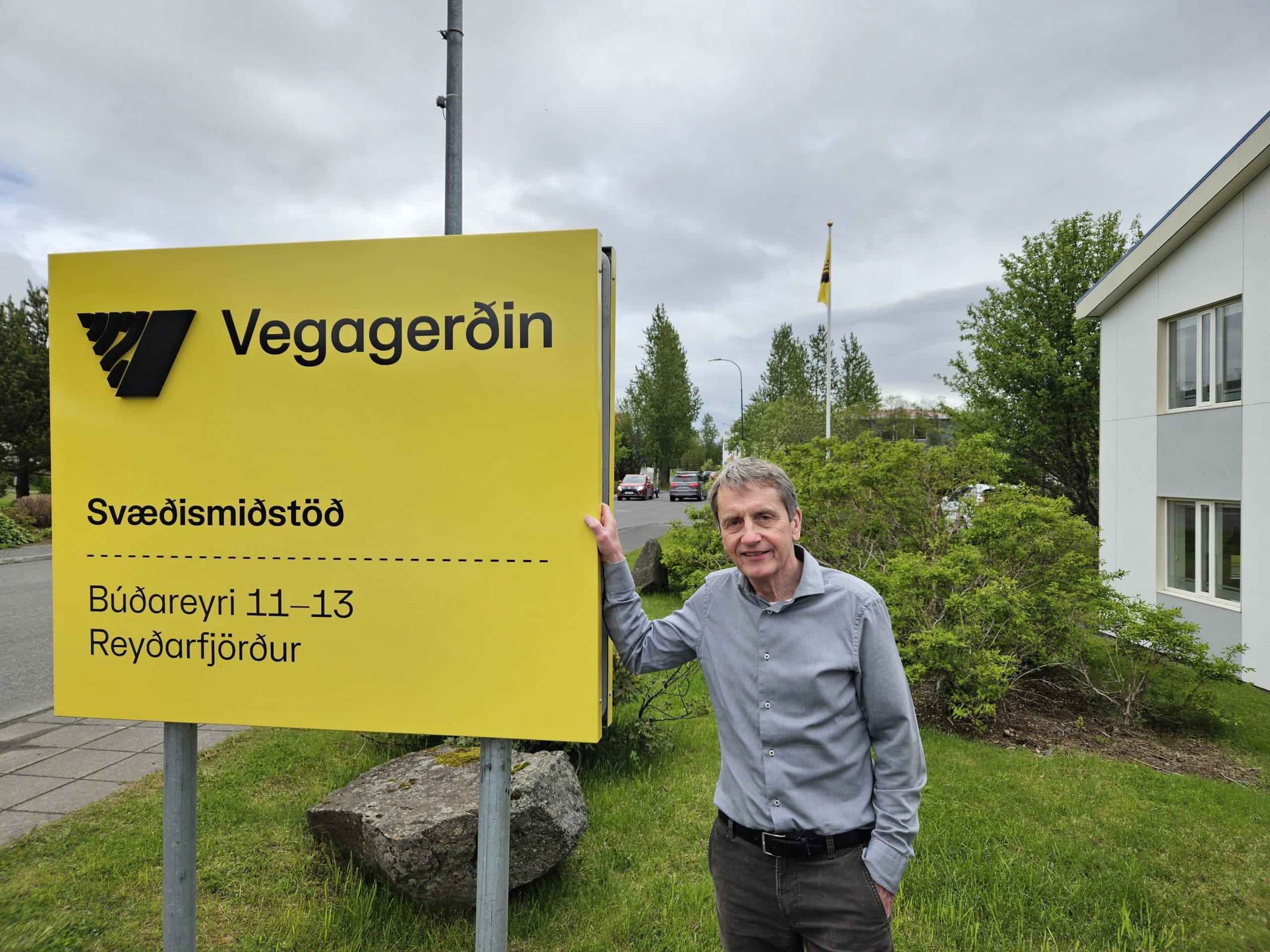 Sveinn kom ungur og óreyndur til Vegagerðarinnar á Reyðafirði í byrjun níunda áratugarins. Hann segir að mjög vel hafi verið tekið á móti honum.
