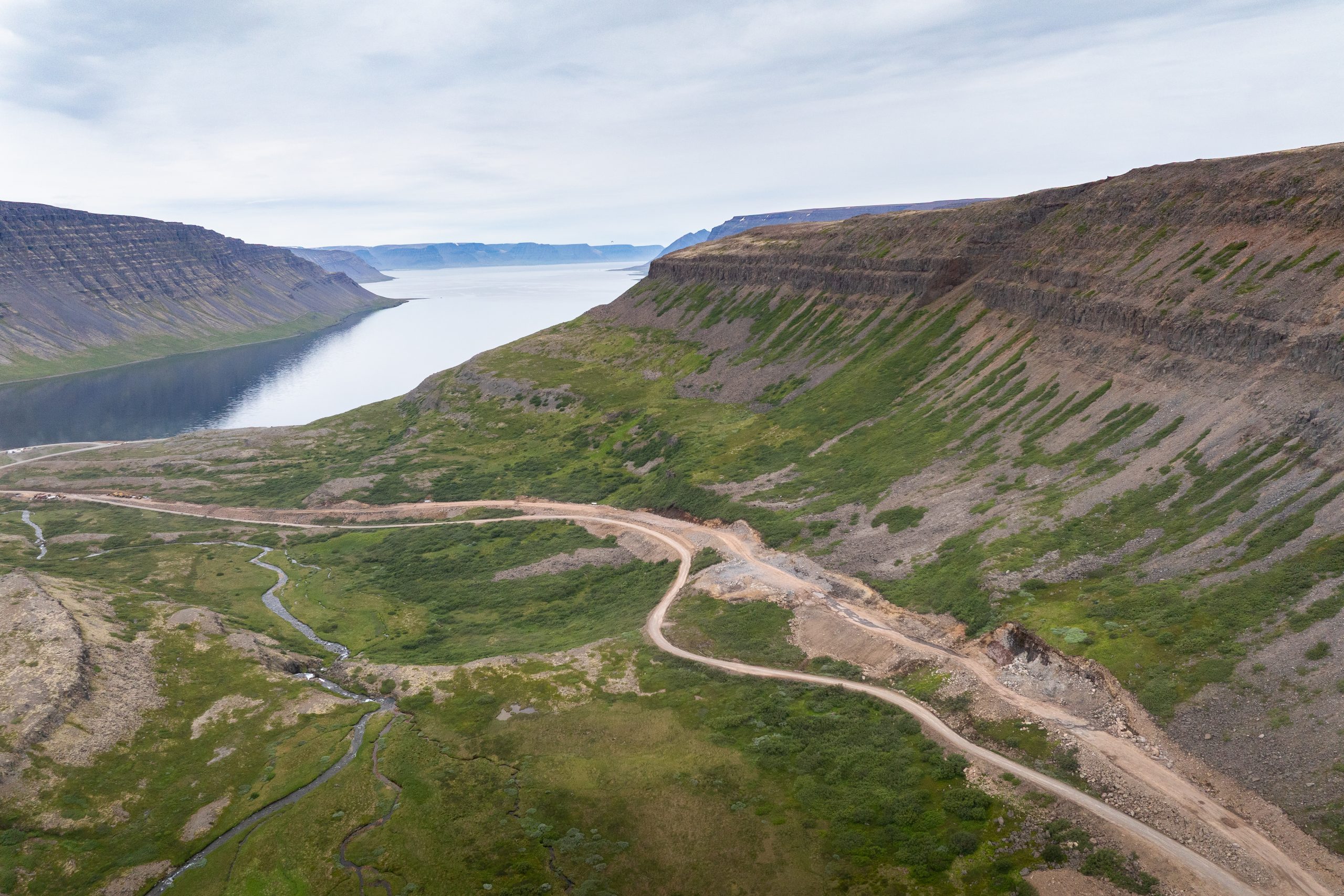 Vegaframkvæmdir við Dynjandisvog.